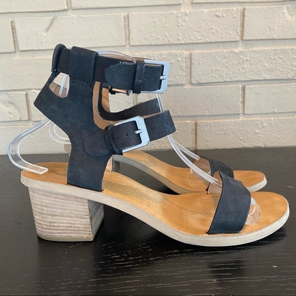 DOLCE VITA West Black Nubuck Dual Ankle Strap Sandals $150 MSRP Size 9 - Picture 3 of 8